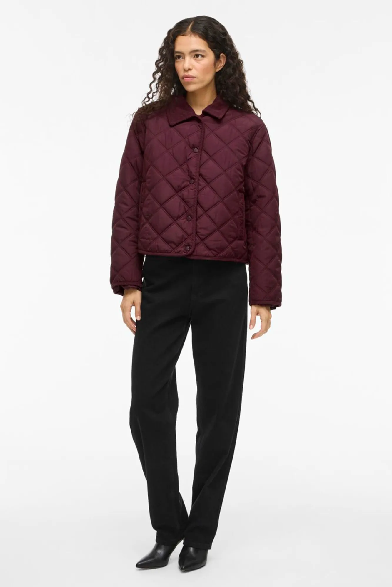 Mujer Vila Chaquetas|Plumíferos Y Acolchados>Abrigo acolchado guateado con cuello de pana