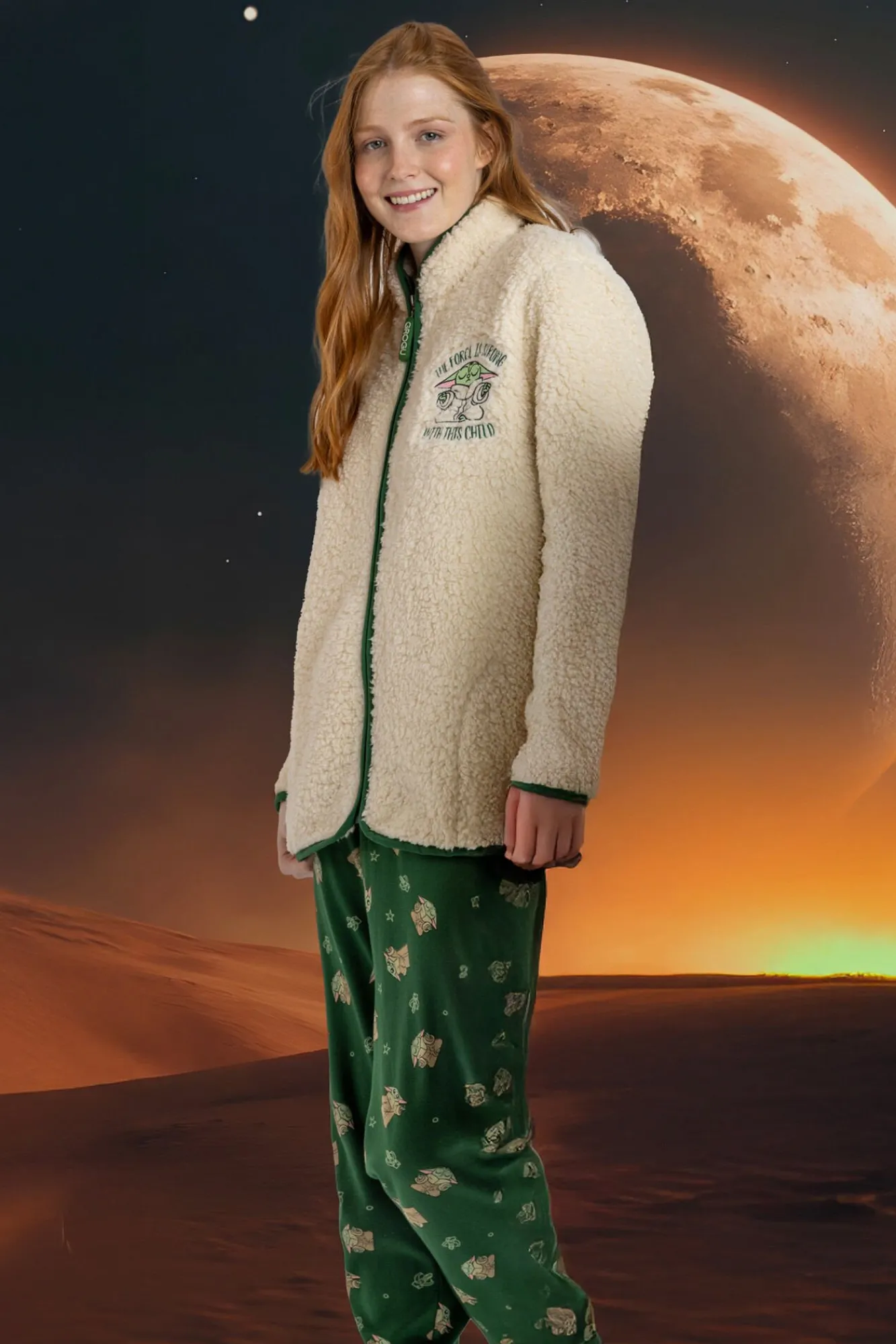 Mujer Admas Batas>Bata corta borrego baby Yoda Mandalorian mujer