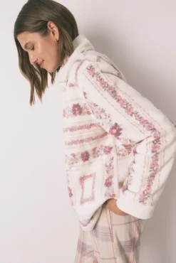 Mujer Women'secret Batas>Bata corta polar