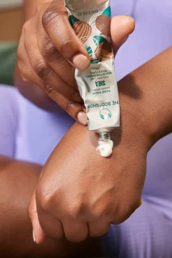 The Body Shop Cosmética Corporal>Bálsamo de Manos de Karité 30