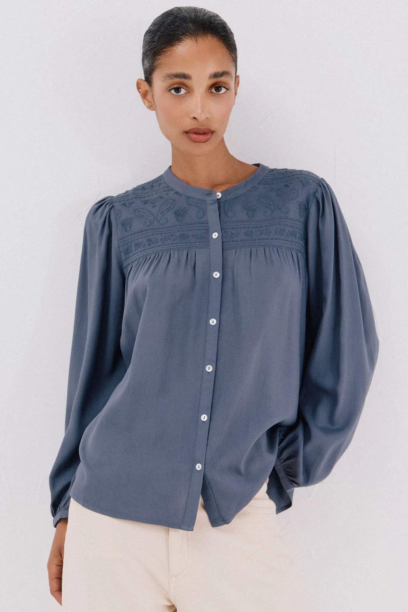 Mujer Cortefiel Blusas>Blusa detalle bordado