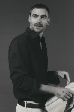 Hombre OOTO Camisas><noscript><img width=