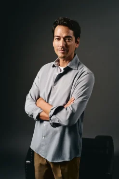 Hombre OOTO Camisas>Camisa twill liso tencel algodón