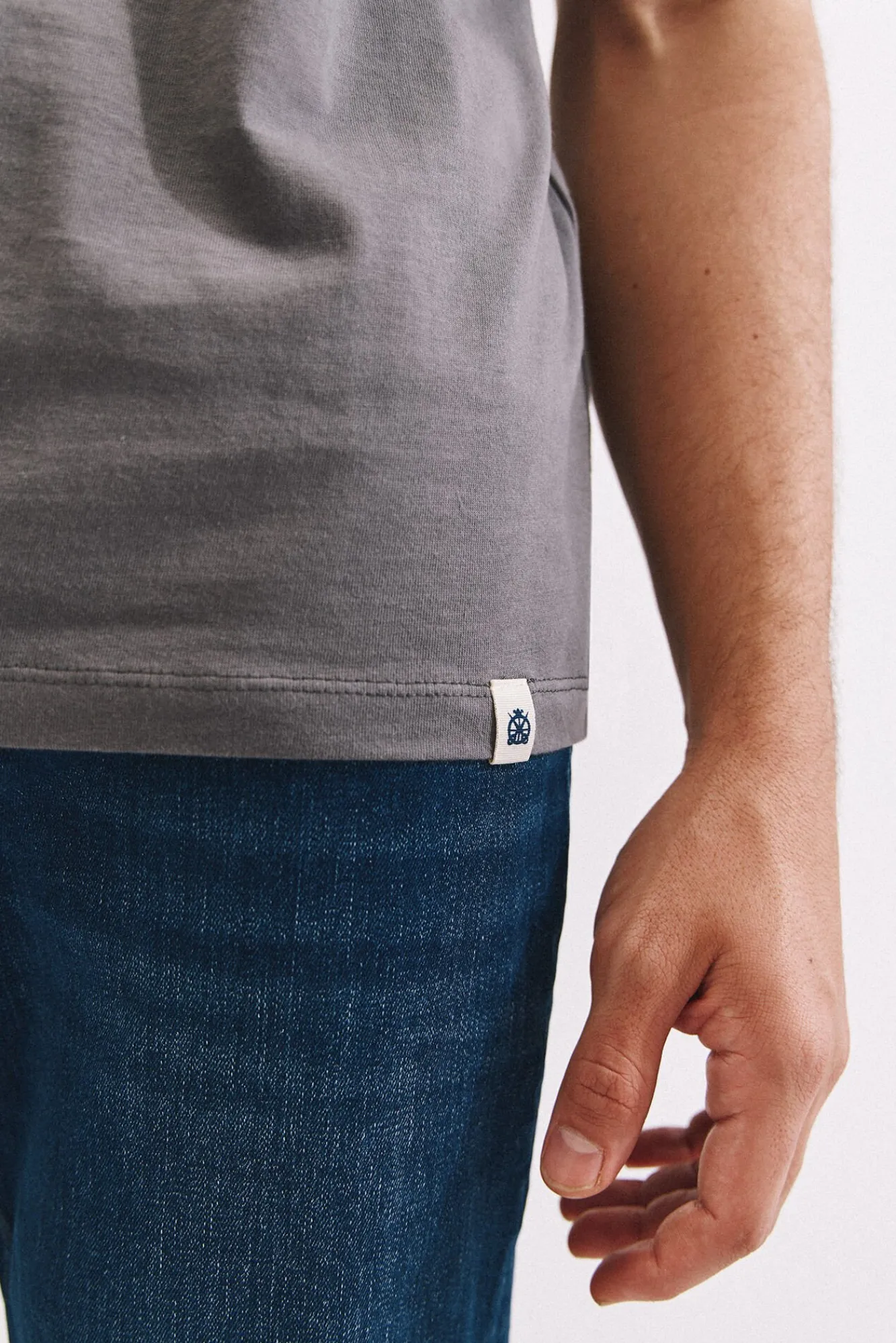 Hombre Cortefiel Camisetas>Camiseta básica bolsillo