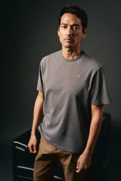 Hombre OOTO Camisetas>Camiseta básica con bordado avión