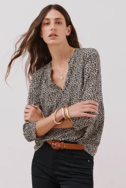 Mujer Cortefiel Camisetas>Camiseta básica escote mão