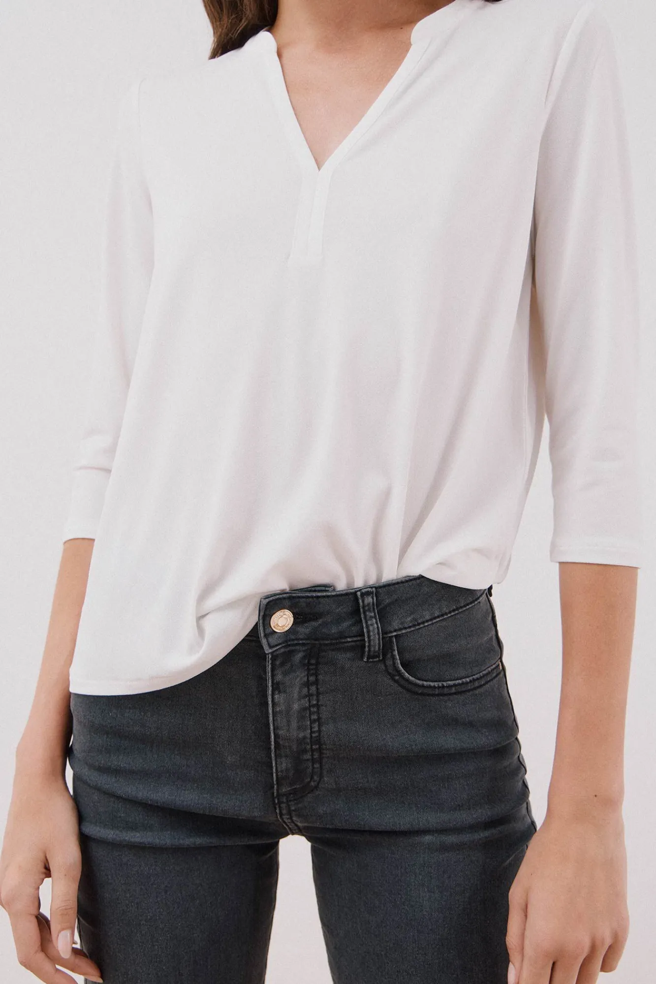 Mujer Cortefiel Camisetas>Camiseta básica escote mão