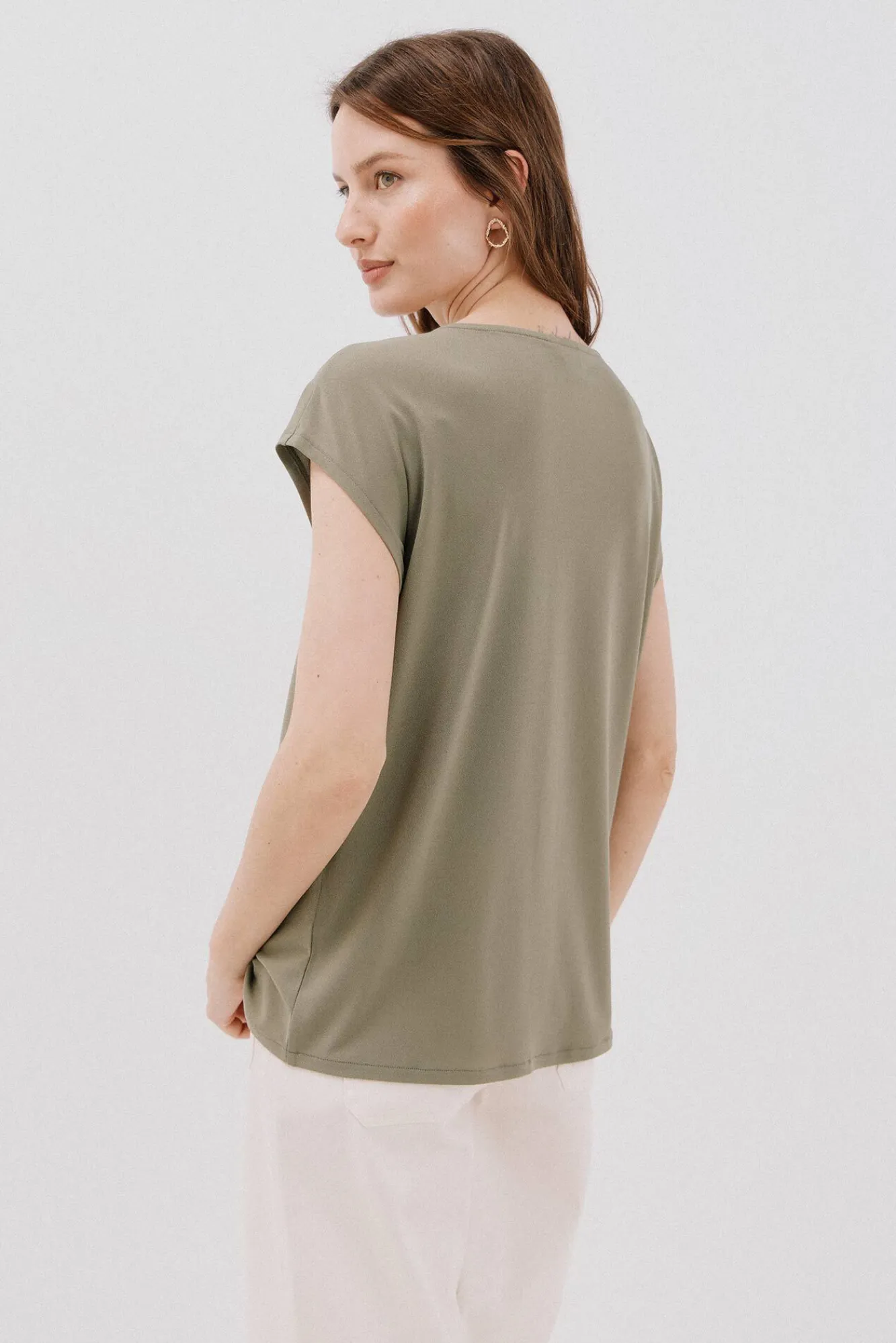 Mujer Cortefiel Camisetas>Camiseta pico con detalle puntilla