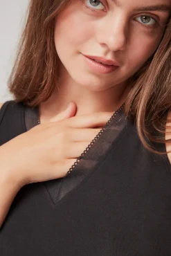 Mujer Gisela Camisetas><noscript><img width=