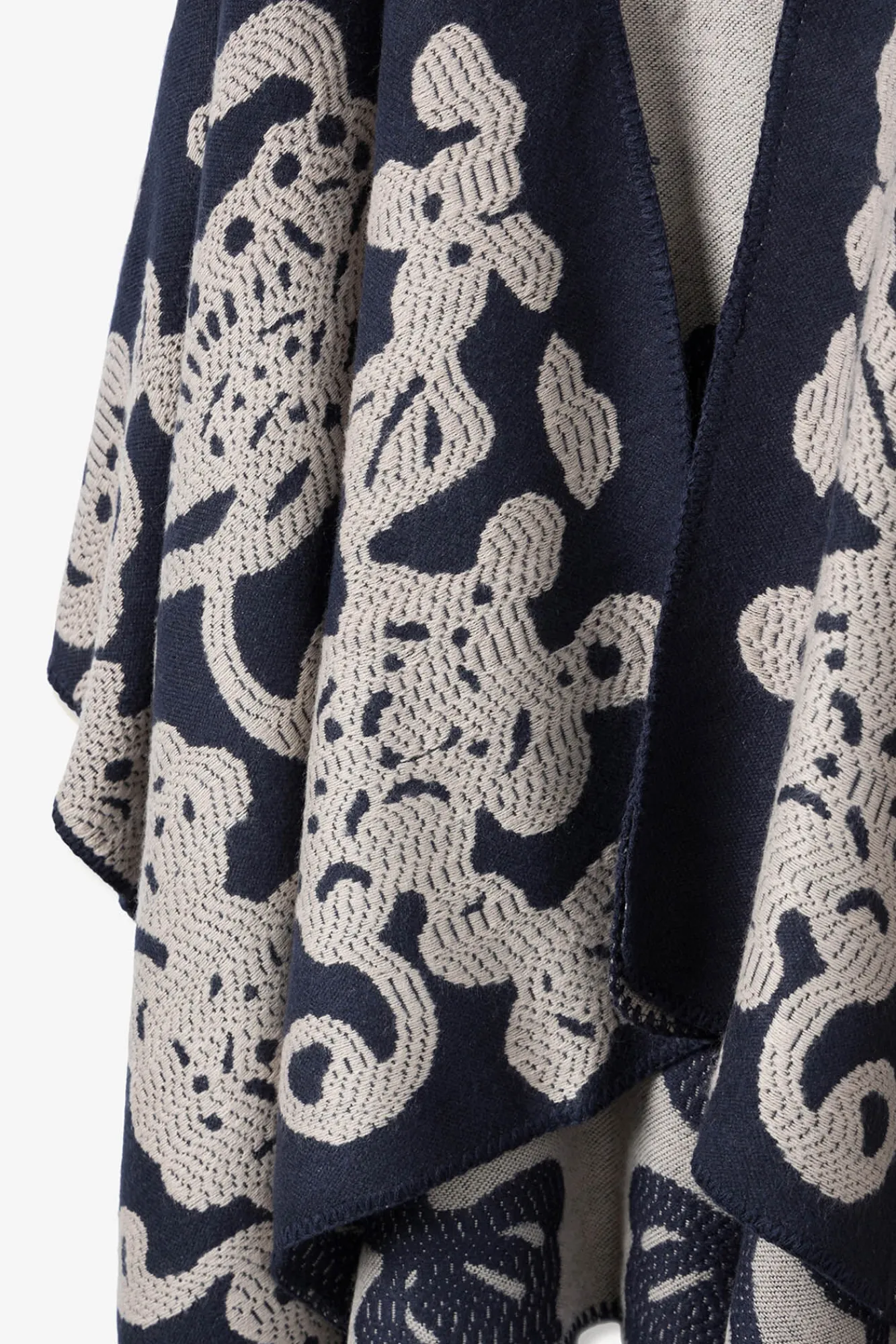 Mujer Vilanova Bufandas>Capa Bicolor Bordada