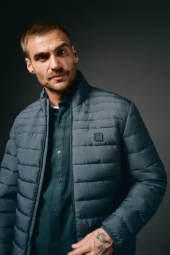 Hombre OOTO Chaquetas|Plumíferos Ligeros><noscript><img width=