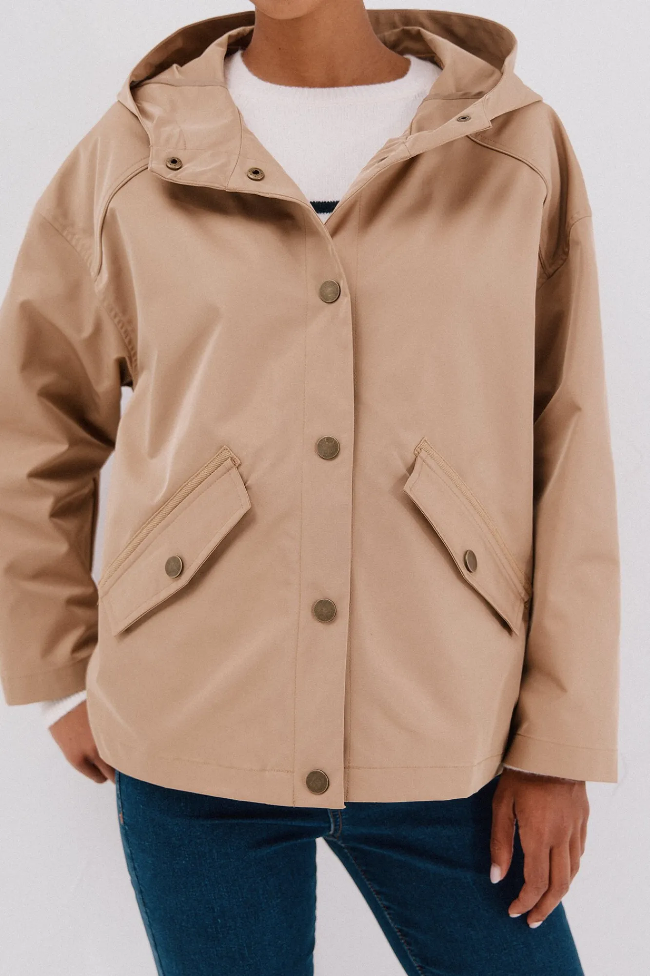 Mujer Cortefiel Chaquetas|Abrigos>Cazadora corta botones automáticos