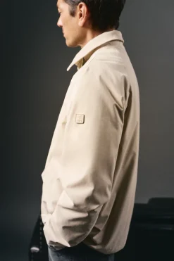 Hombre OOTO Chaquetas><noscript><img width=