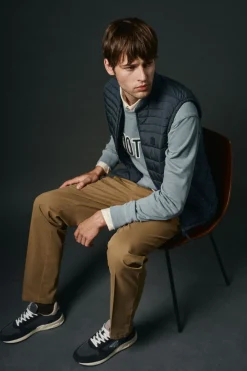 Hombre OOTO Chalecos|Plumíferos Ligeros><noscript><img width=