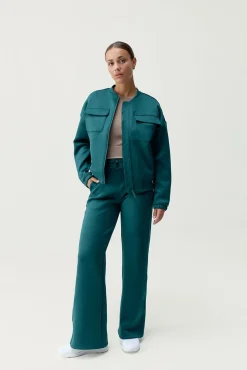 Mujer Born Living Yoga Deporte><noscript><img width=