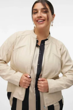 Mujer Vero Moda Curve Chaquetas>Chaqueta efecto piel talla grande