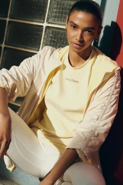 Mujer Dash and Stars Deporte|Chaquetas>Chaqueta ligera reversible capucha amarillo