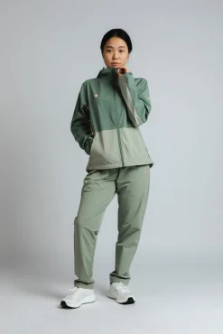 Mujer Izas Chaquetas><noscript><img width=