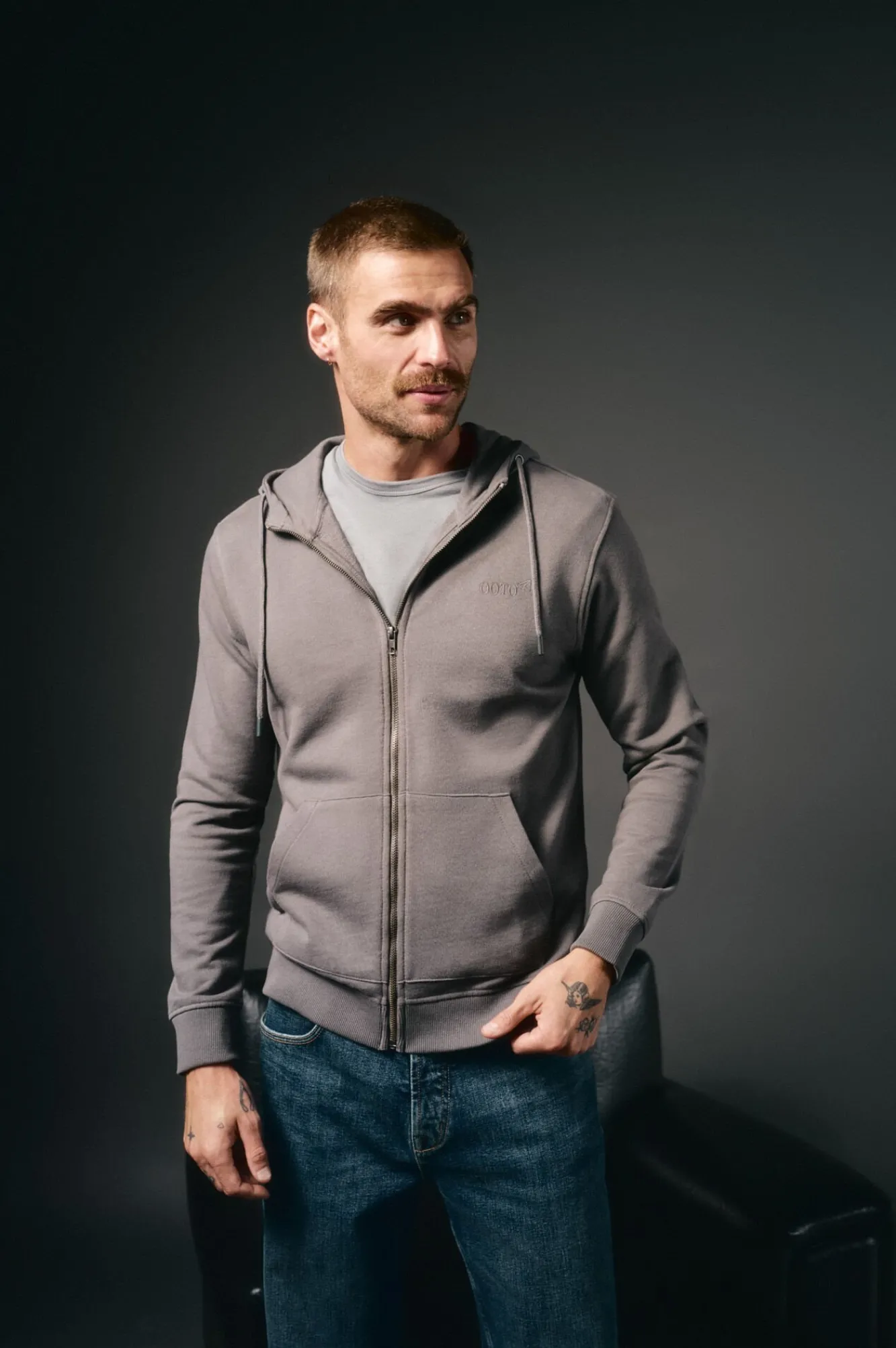 Hombre OOTO Jerséis>Cárdigan con capucha