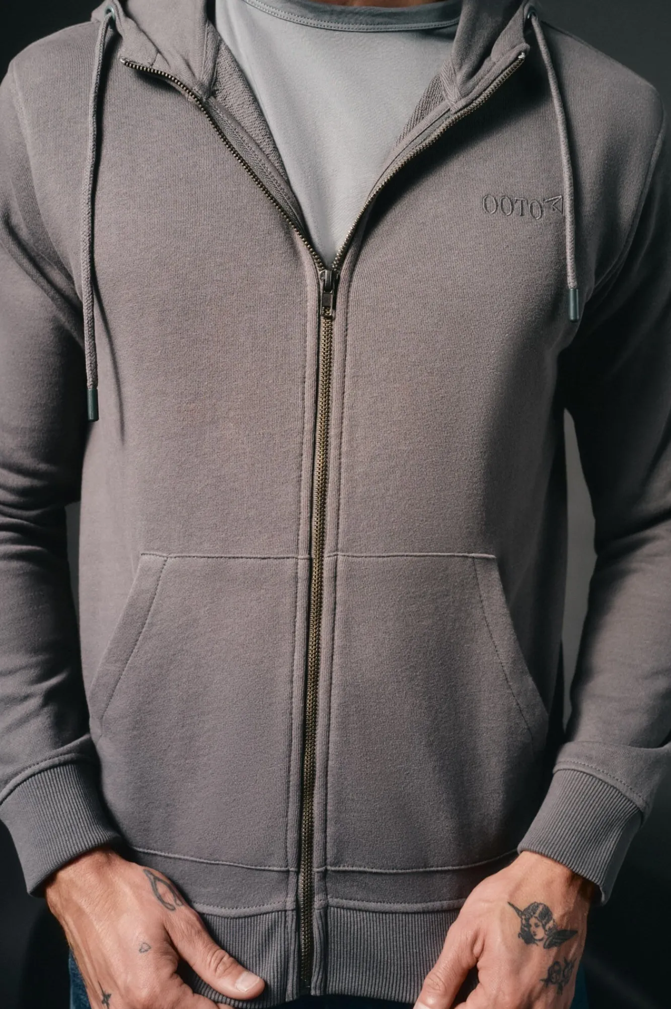 Hombre OOTO Jerséis>Cárdigan con capucha