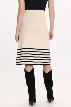 Mujer Vila Faldas><noscript><img width=