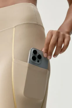 Mujer Born Living Yoga Deporte><noscript><img width=