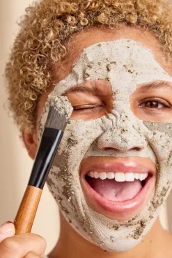 The Body Shop Cosmética Facial>Mascarilla Cuidado Experto Purificante de Carbón del Himalaya