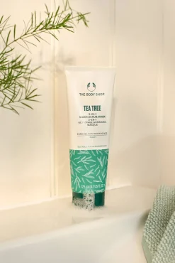 The Body Shop Cosmética Facial>Mascarilla Exfoliante Facial 3 en 1 Árbol de Té 125ml