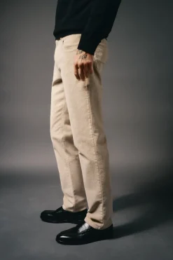 Hombre OOTO Pantalones><noscript><img width=