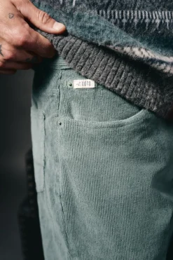 Hombre OOTO Pantalones>Pantalón 5 bolsillos slim fit pana