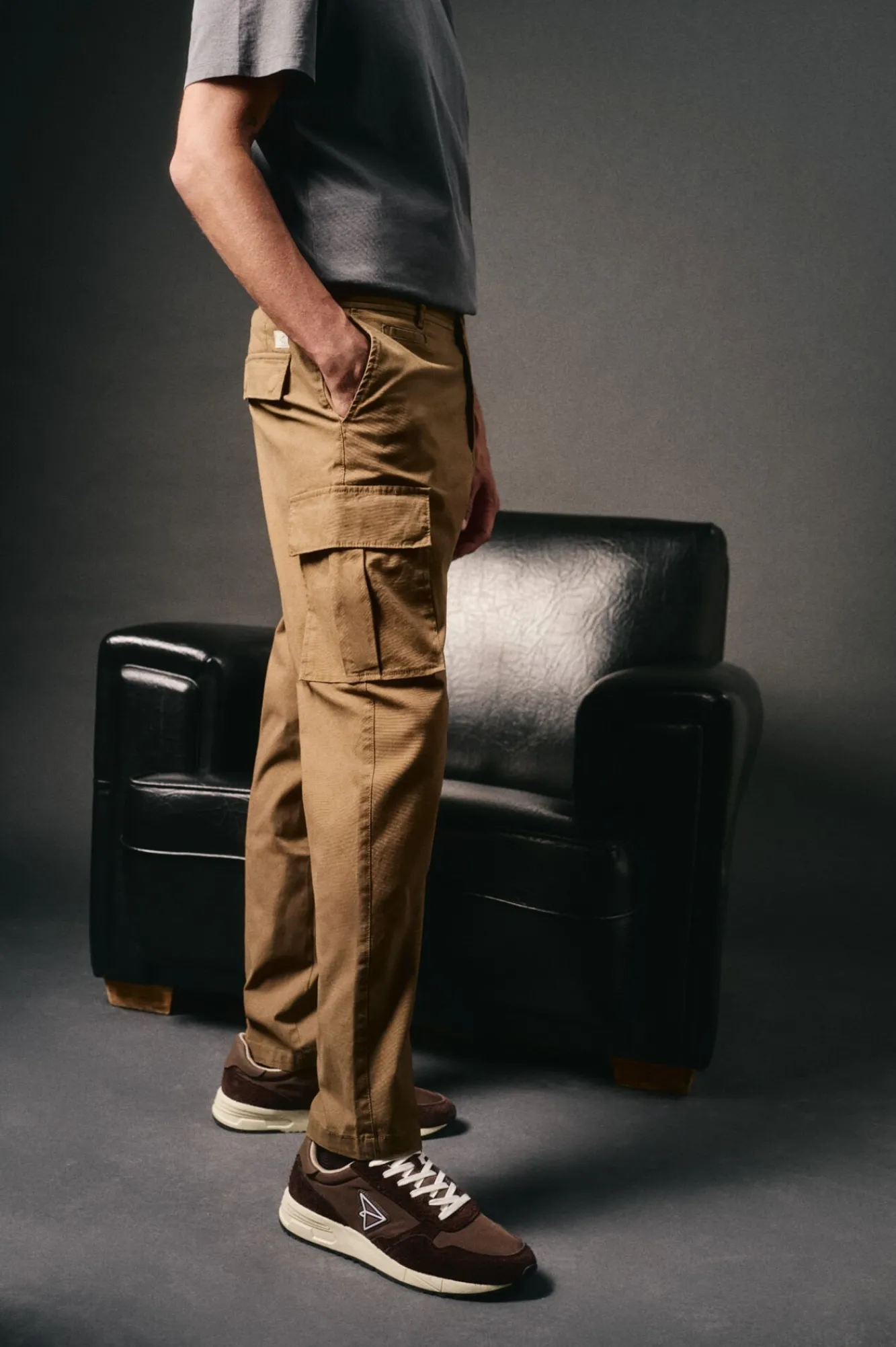Hombre OOTO Pantalones>Pantalón cargo slim fit