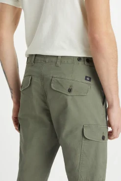 Hombre Dockers Pantalones>Pantalón Cargo Slim Tapered Fit para hombre