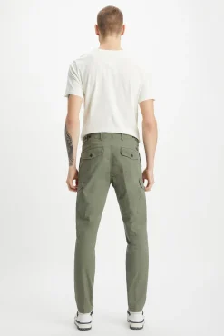 Hombre Dockers Pantalones><noscript><img width=