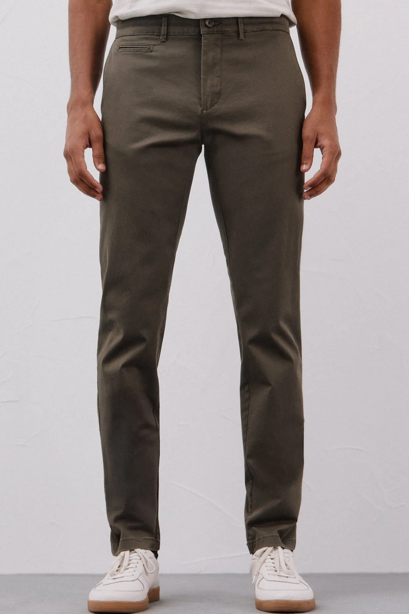 Hombre Cortefiel Pantalones|Chinos>Pantalón chino ligero slim fit