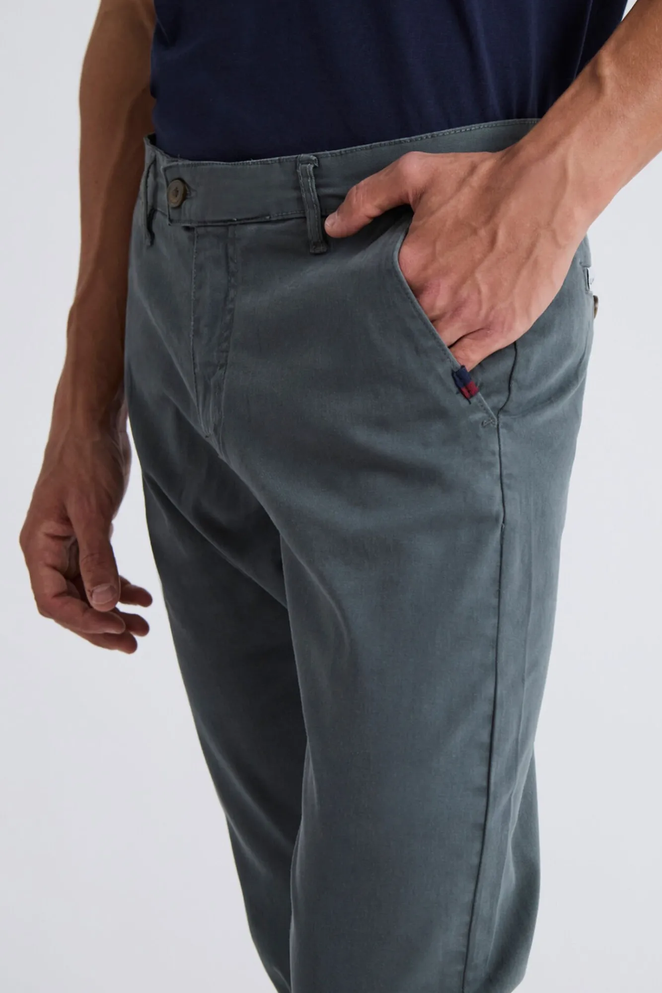 Hombre Williot Pantalones|Chinos>Pantalón Chino Slim