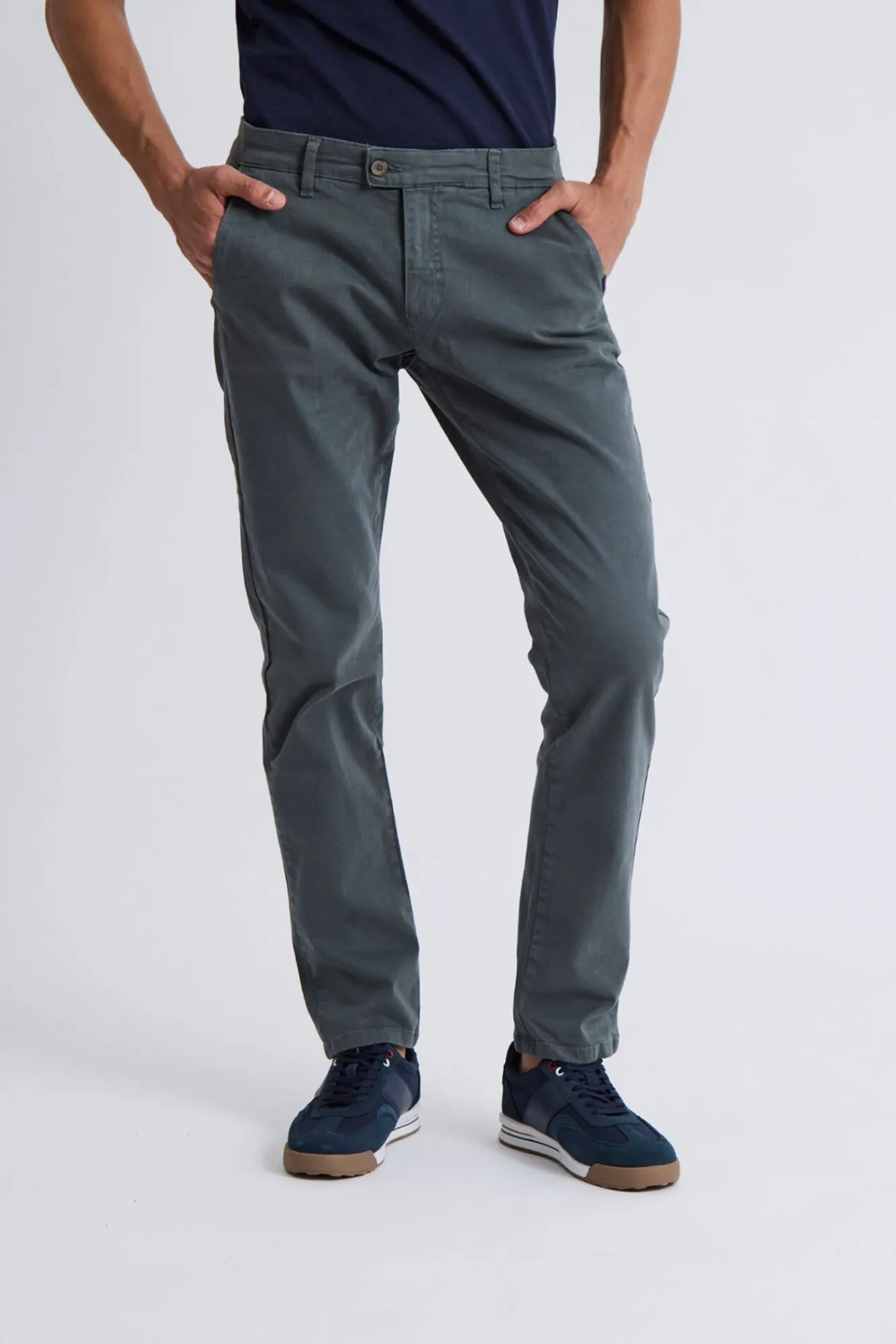 Hombre Williot Pantalones|Chinos>Pantalón Chino Slim