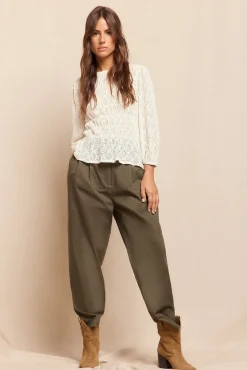 Mujer Slowlove Pantalones>Pantalón de sarga con pinzas trabillas para el cinturón bolsillos funcionales laterales pernera ancha cierre mediante cremallera oculta y botón