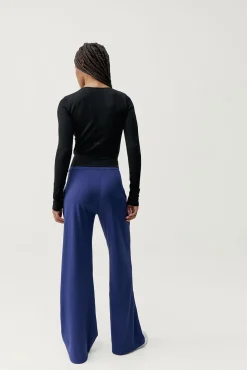 Mujer Born Living Yoga Deporte><noscript><img width=