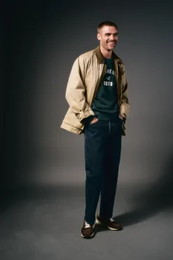 Hombre OOTO Abrigos><noscript><img width=