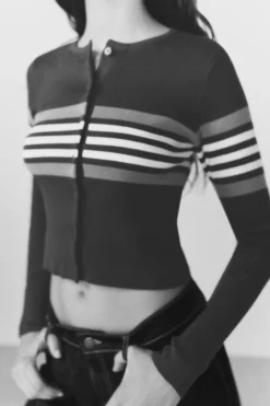 Mujer High Spirits Jerséis><noscript><img width=