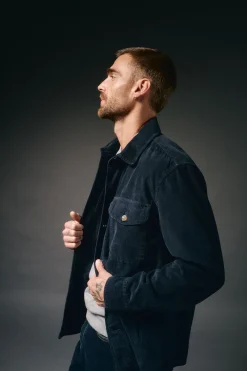 Hombre OOTO Camisas><noscript><img width=