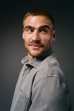 Hombre OOTO Camisas><noscript><img width=