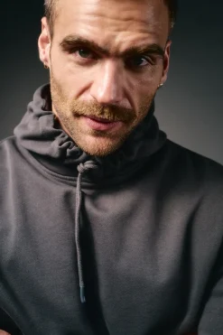 Hombre OOTO Sudaderas><noscript><img width=