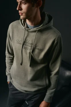 Hombre OOTO Sudaderas>Sudadera gráfica con capucha