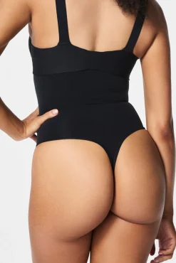 Mujer Spanx Ropa Interior>Tanga moldeador de talle alto Seamless Power