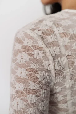 Mujer High Spirits Camisetas|Blusas><noscript><img width=