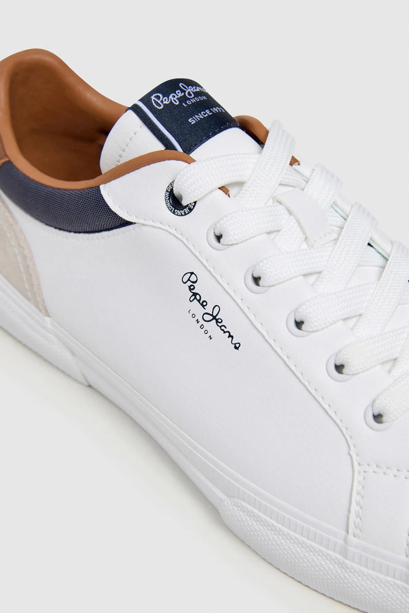 Hombre Pepe Jeans Zapatillas>Zapatillas Clásicas Con Detalles En Ante
